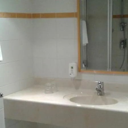 Im Wellnesshotel An Der Piste, Sauna, Pool, Fruehstueck Moeglich アパートホテル *